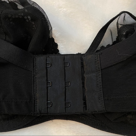 Torrid unlined lace bra - Picture 3 of 4